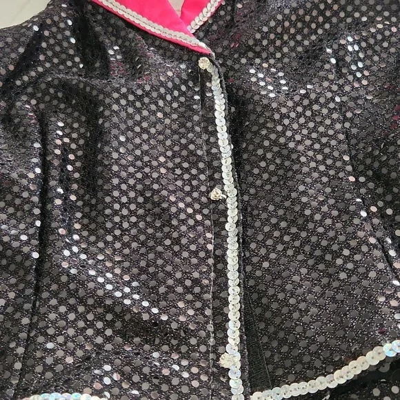 Stunning, 3 piece Glitzy dance costume - Picture 3 of 9